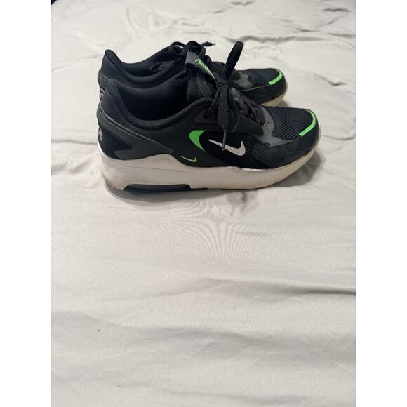 Nike air max bolt black with lime green and white - Kids 7Y - Picture 2 of 3